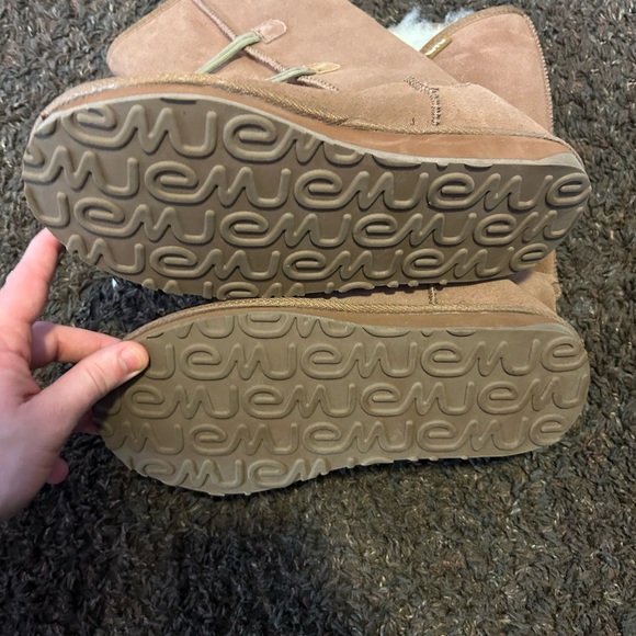 Emu Boots Size 10 - Picture 3 of 4